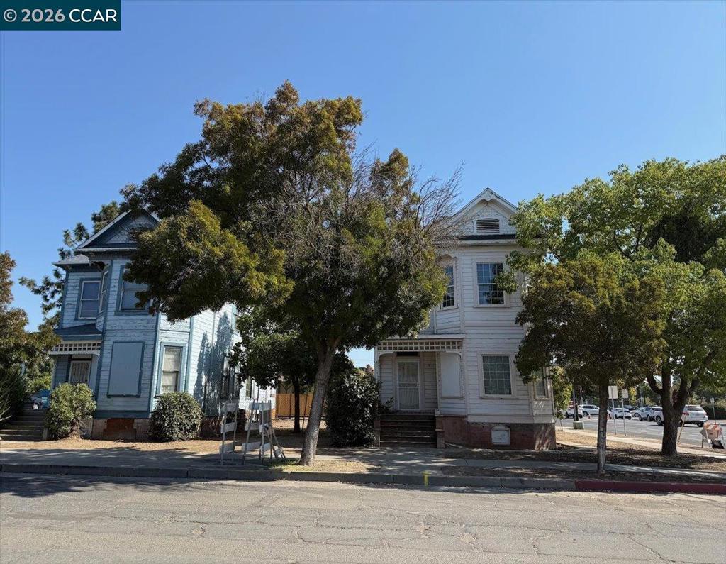 151 S 3Rd Ave