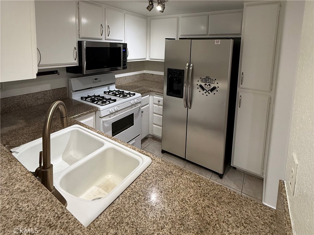 445 Ribbon Beach Way 278