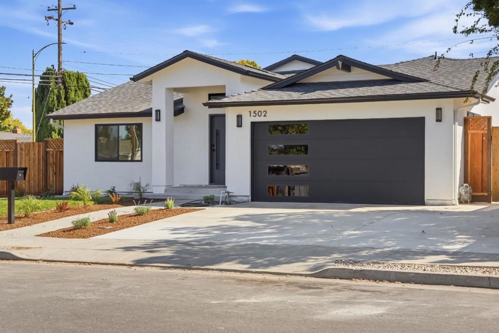 1502 Woodson Court