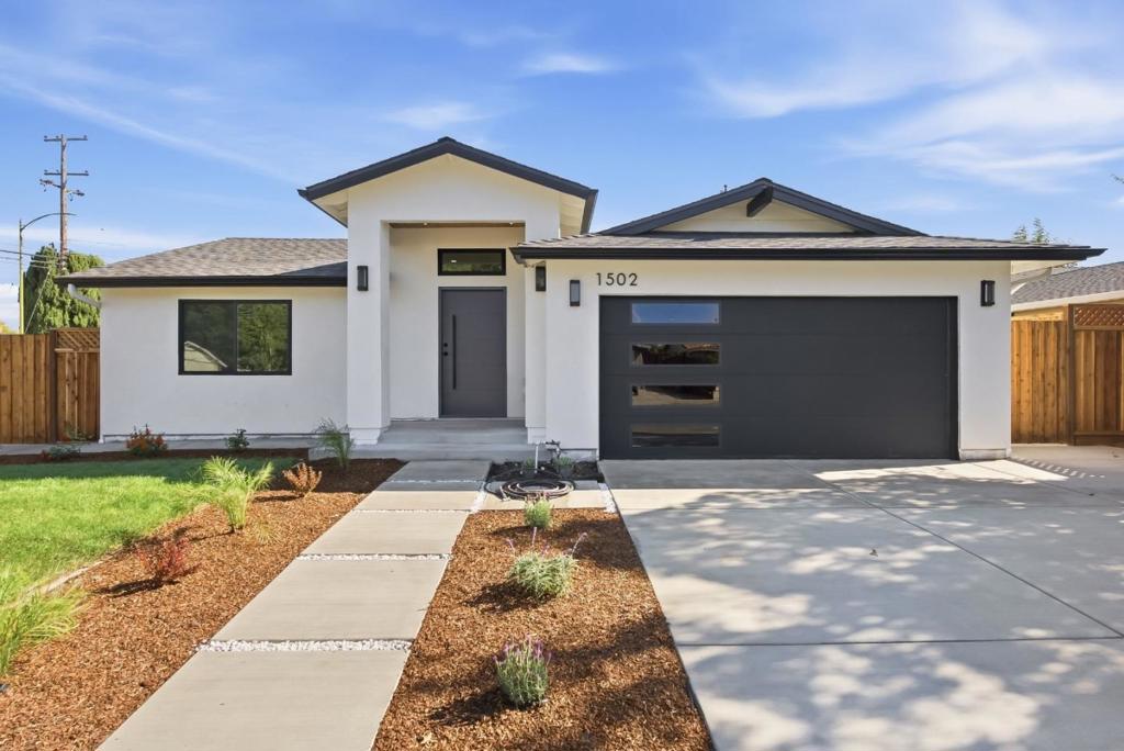 1502 Woodson Court