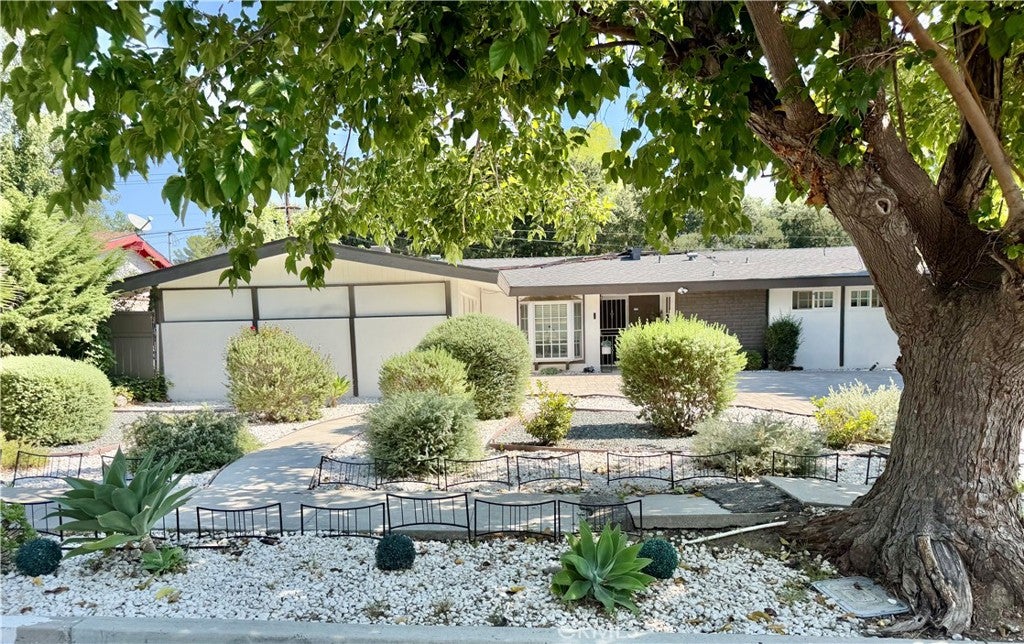 12122 Bradford Place