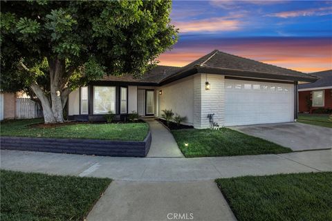 4568 E Meadowhill Avenue Anaheim CA 92807