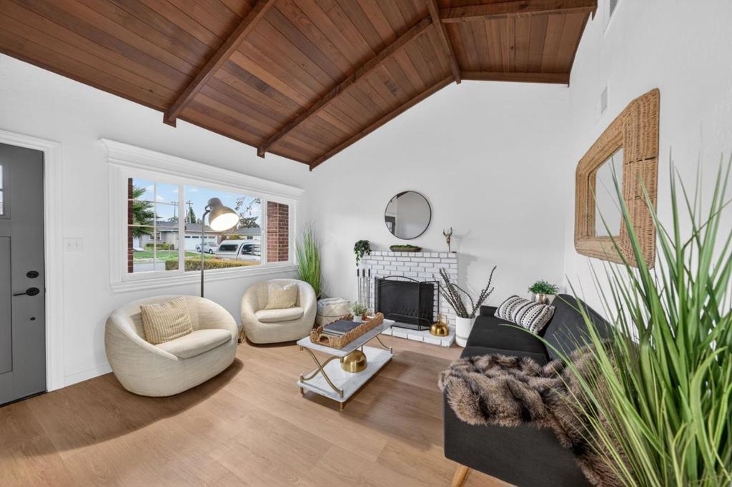 Properties 2 2036 Paseo Olivos Court