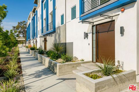 Photo of 5843 David Avenue, Los Angeles, CA 90034 (MLS # 26637307)
