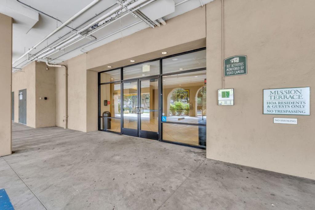 1883 Agnew Road 301
