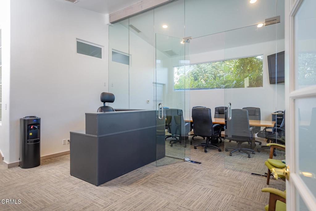 108 E Matilija Street