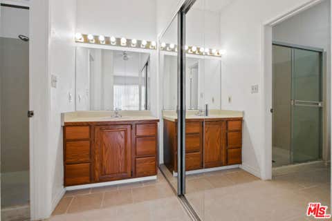 Tiny photo for 1440 VETERAN Avenue #522, Los Angeles, CA 90024 (MLS # 26840699)