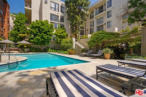 Tiny photo for 1440 VETERAN Avenue #522, Los Angeles, CA 90024 (MLS # 26840699)