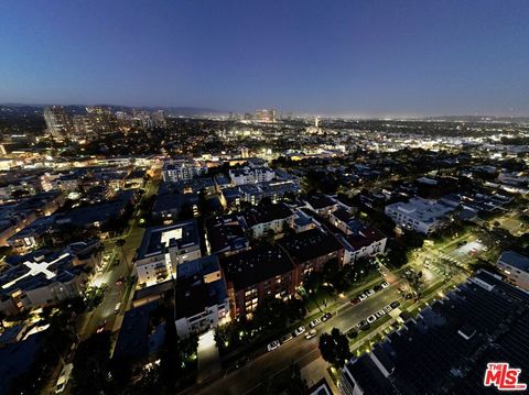 Tiny photo for 1440 VETERAN Avenue #522, Los Angeles, CA 90024 (MLS # 26840699)