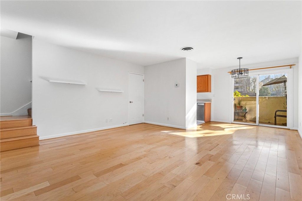 Photo of 11138 Aqua Vista St #43, Studio City, CA 91602 (MLS # OC25276932)