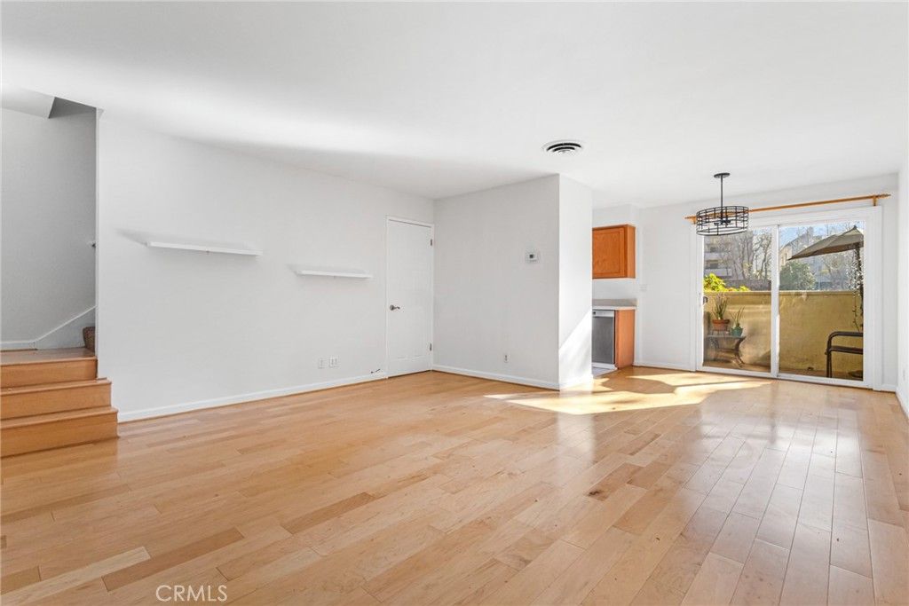 Photo of 11138 Aqua Vista St #43, Studio City, CA 91602 (MLS # OC25276932)