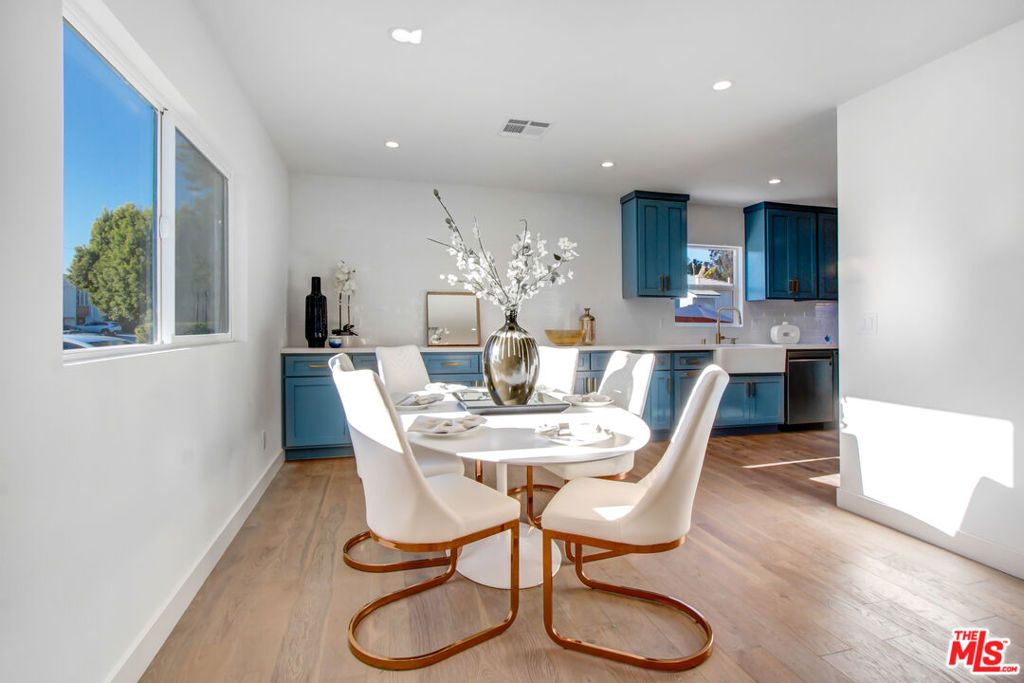 Photo of 4130 Mclaughlin Avenue, Culver City, CA 90066 (MLS # 25555733)