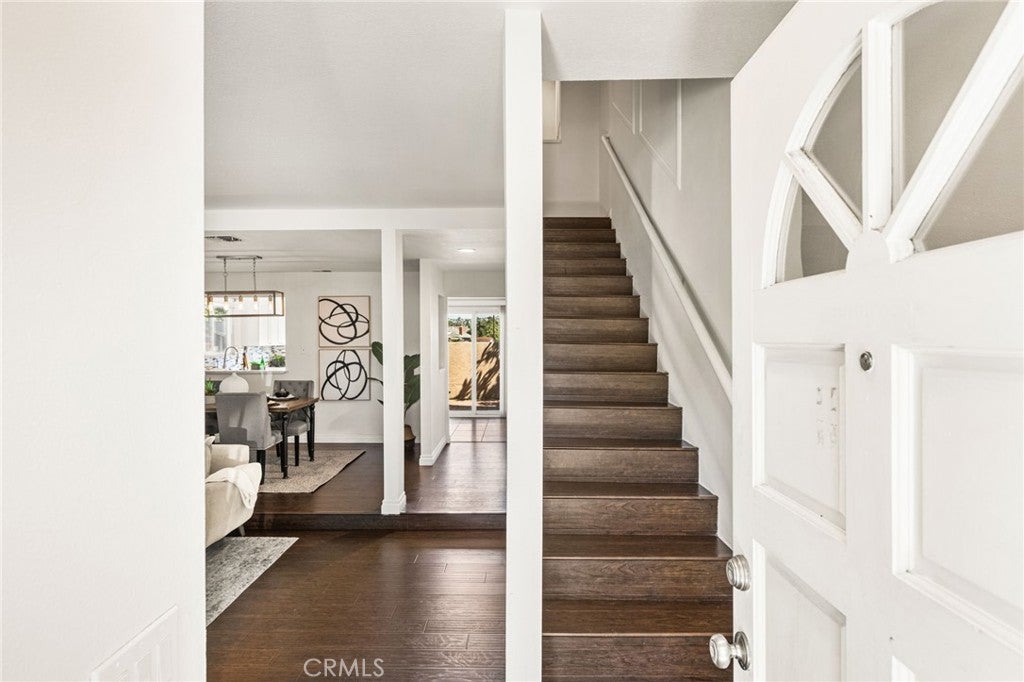 621 W Fletcher 24