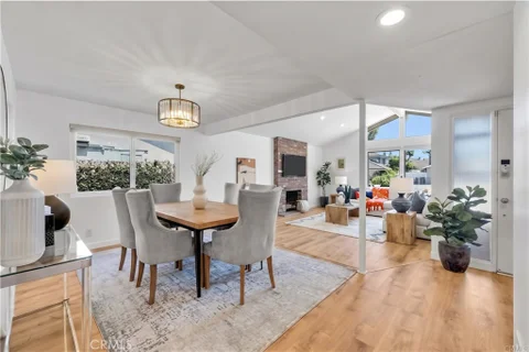 1517 E Riverview Ave, Orange, CA 92865 - MLS#: PW26157541