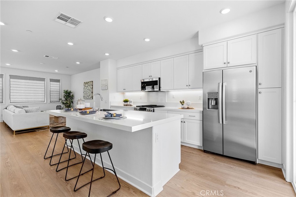 Emerald Pointe - Residential