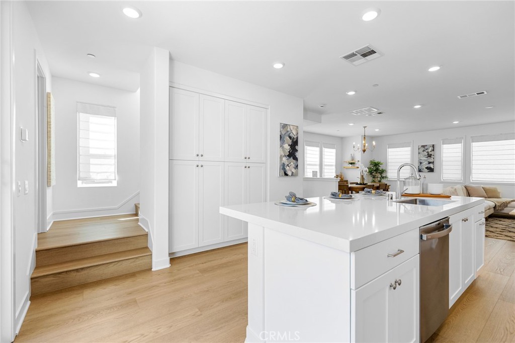 Emerald Pointe - Residential