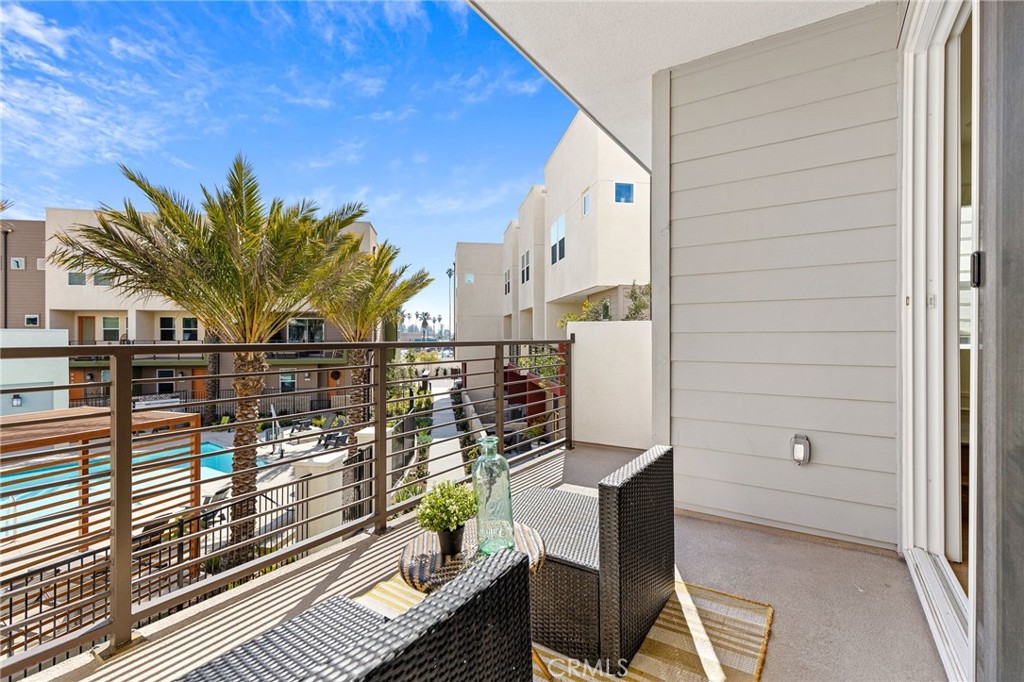 Emerald Pointe - Residential