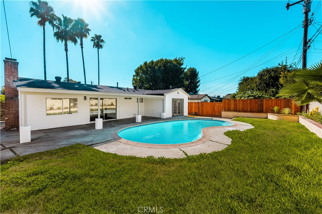 18621 E Petunia Street