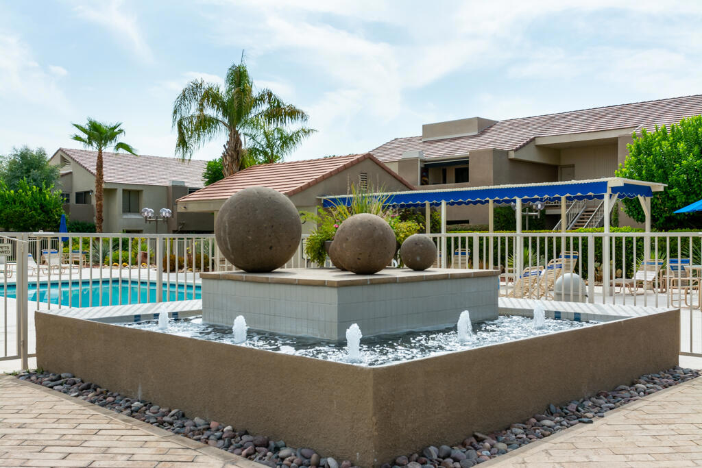 Plaza Villas - Residential