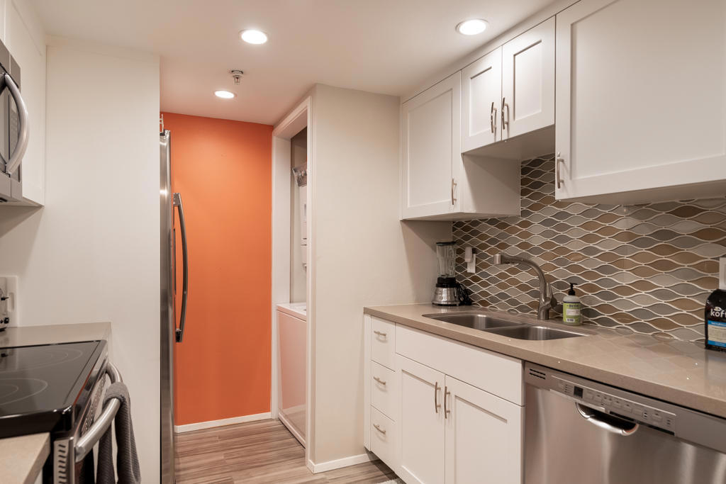 Plaza Villas - Residential