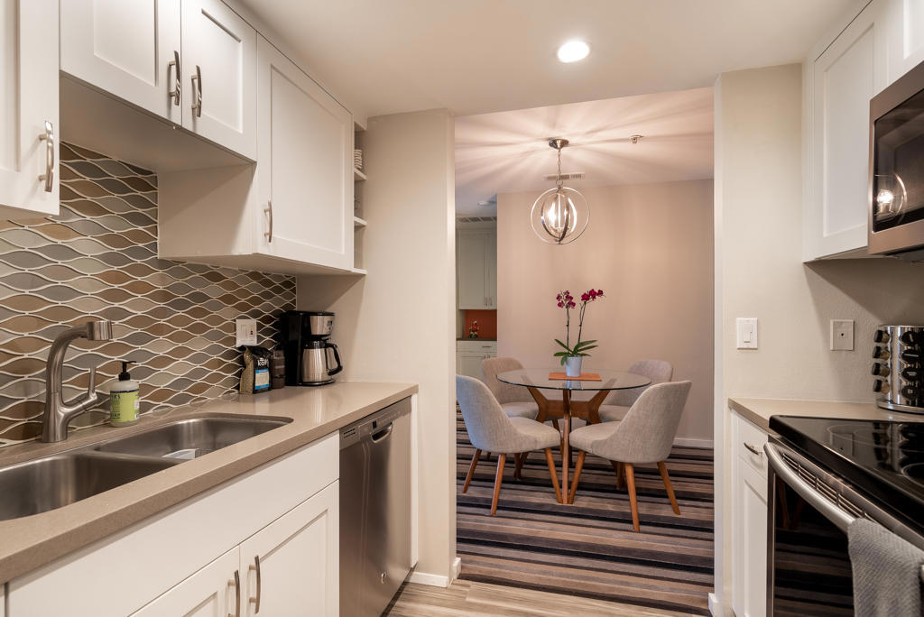 Plaza Villas - Residential