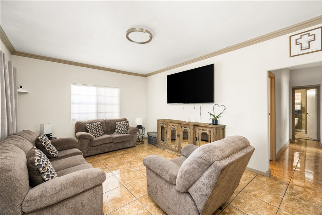 Eastside (ES) - Residential Income