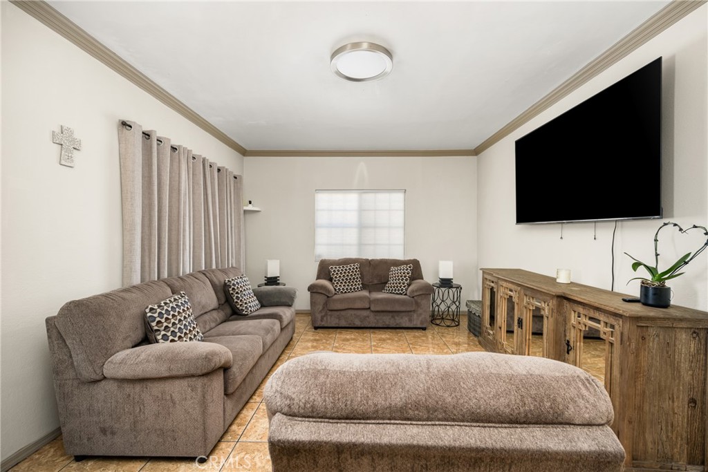 Eastside (ES) - Residential Income