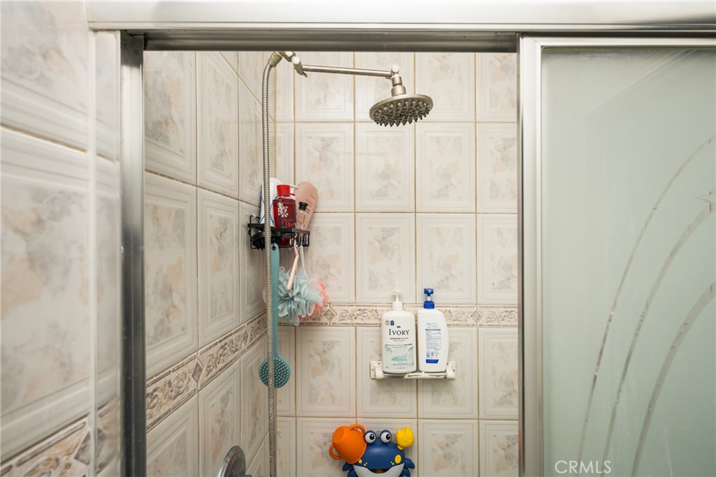 Eastside (ES) - Residential Income