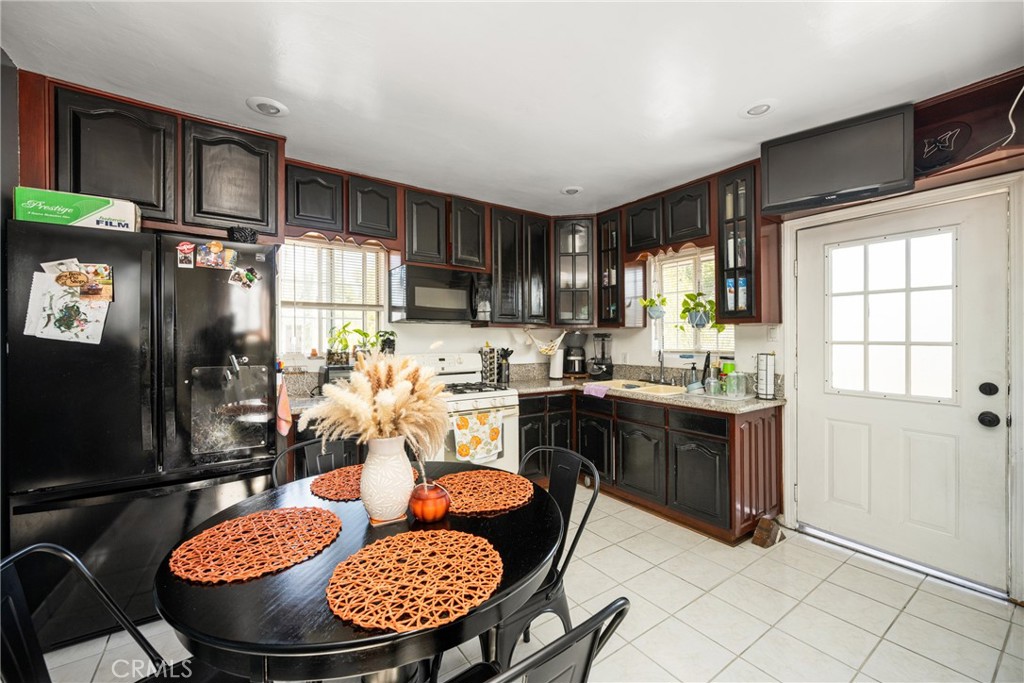 Eastside (ES) - Residential Income