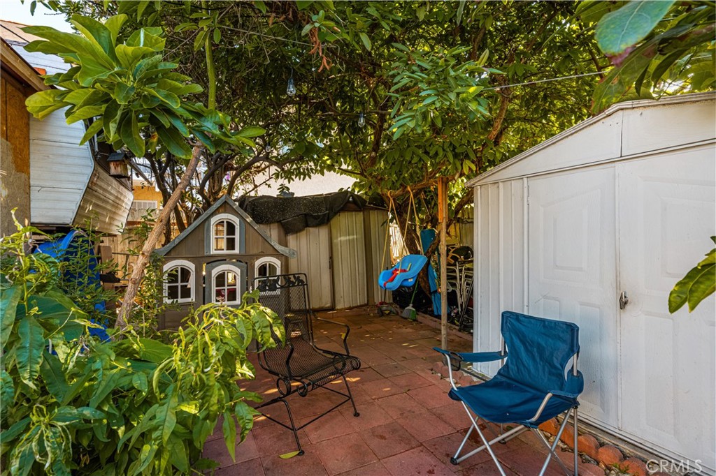 Eastside (ES) - Residential Income