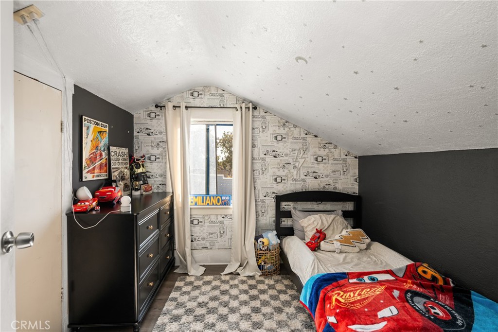 Eastside (ES) - Residential Income