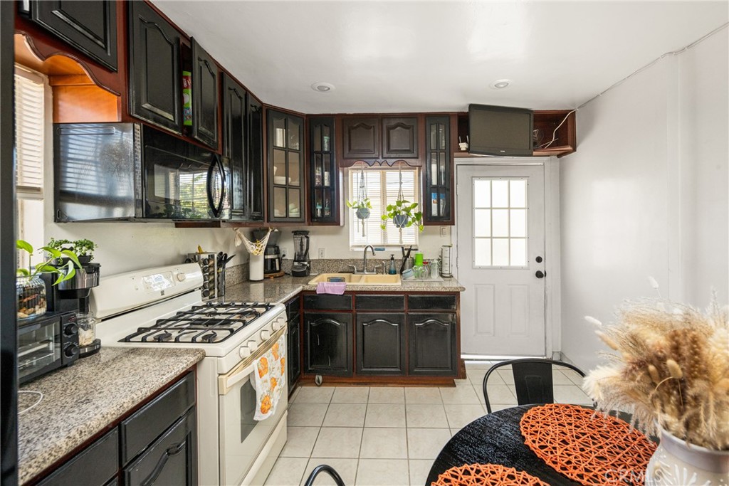 Eastside (ES) - Residential Income