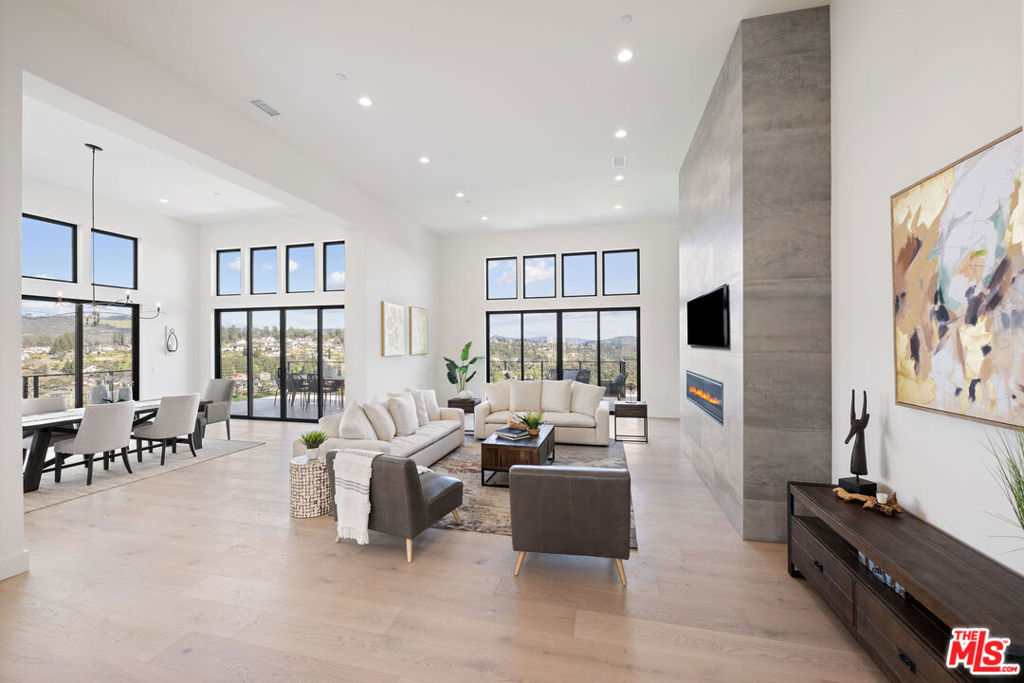 3794 Skyfarm Drive