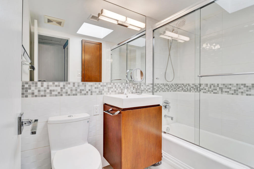 Racquet Club East - Residential