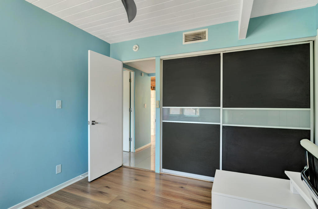 Racquet Club East - Residential