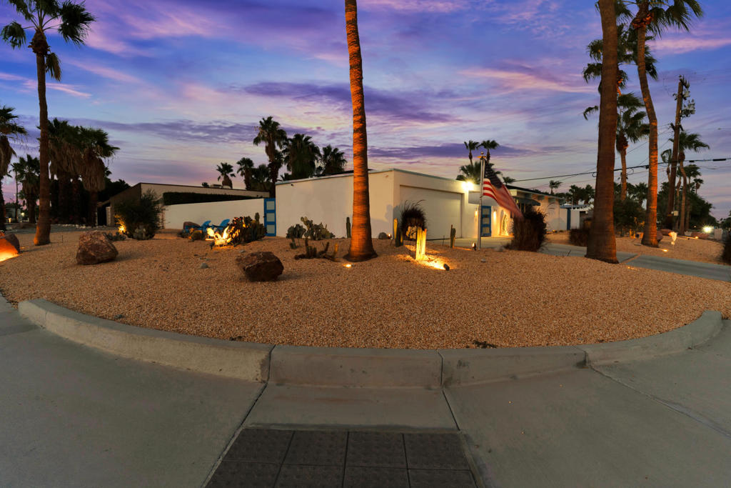 Racquet Club East - Residential
