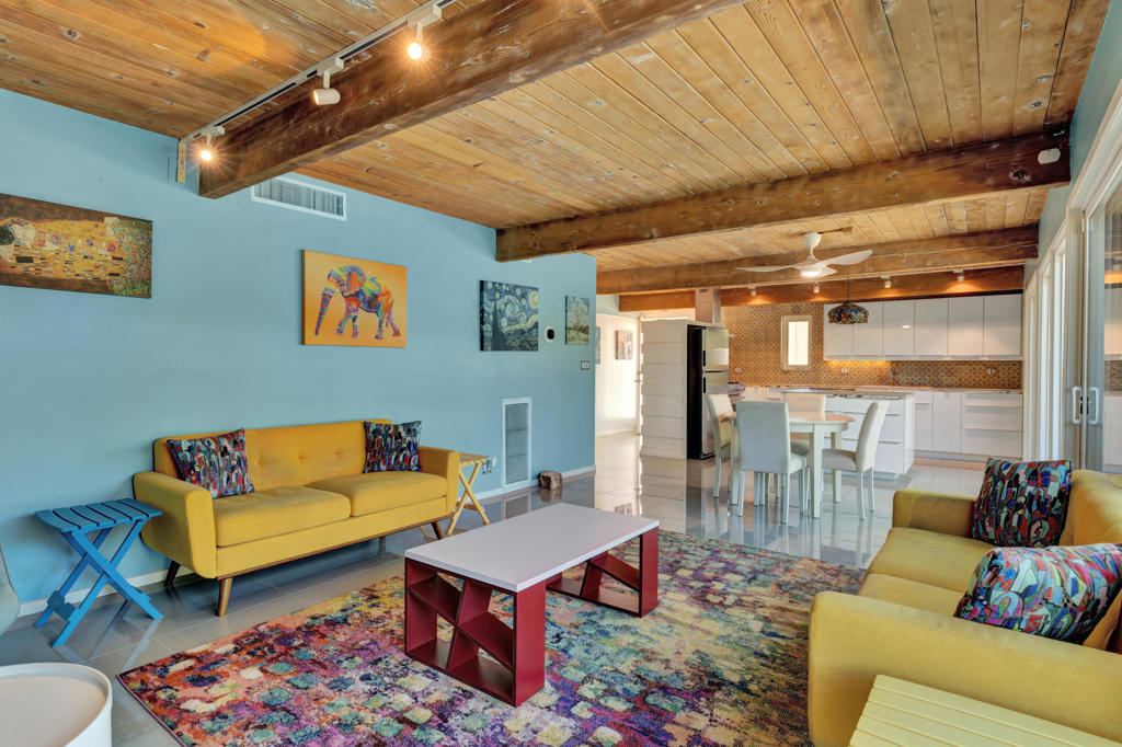 Racquet Club East - Residential