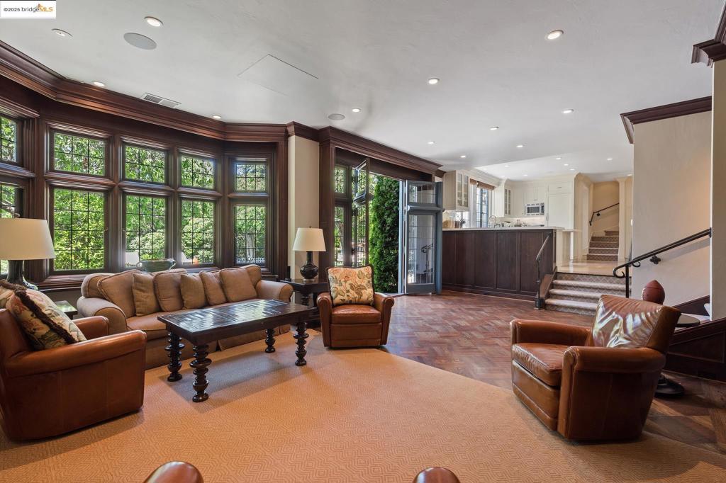 CENTRAL PIEDMONT - Residential