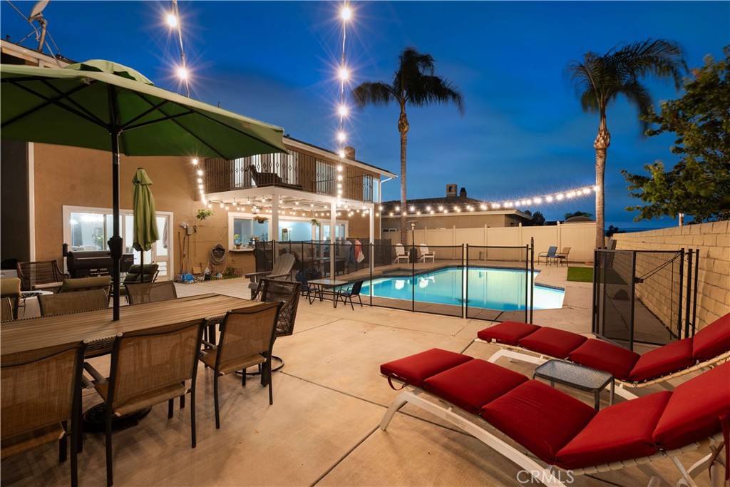 420 S Rolling Hills Place