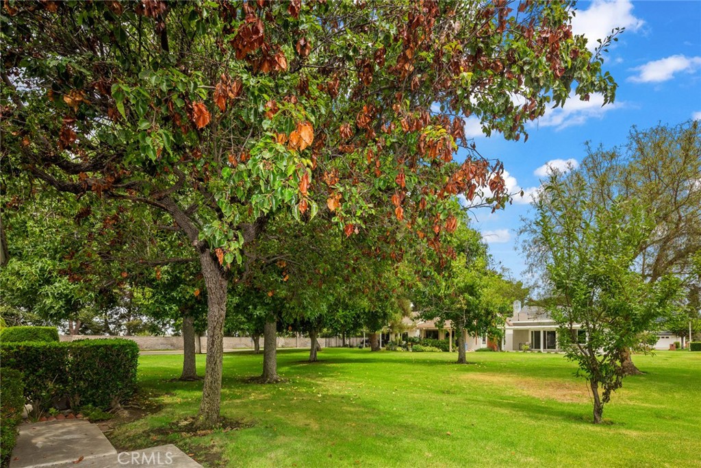 Lake Forest Keys (LK) - Residential Lease