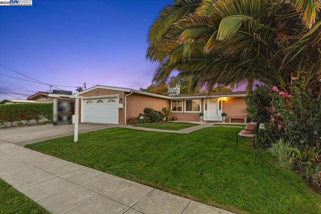 SOUTH GATE - Residential