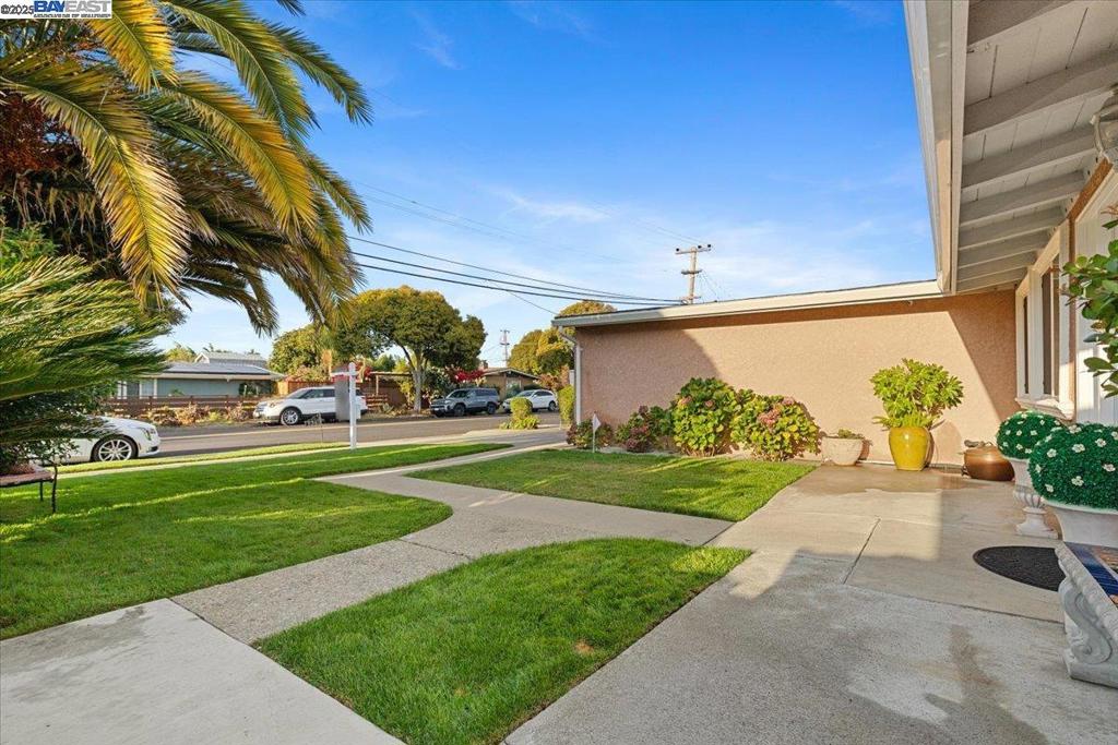 SOUTH GATE - Residential