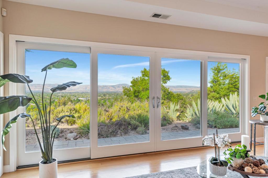 15010 Larga Vista Drive