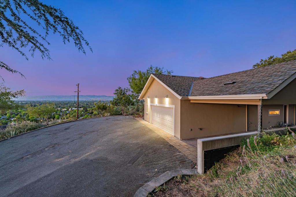 15010 Larga Vista Drive