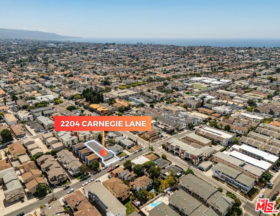 2204 Carnegie Lane