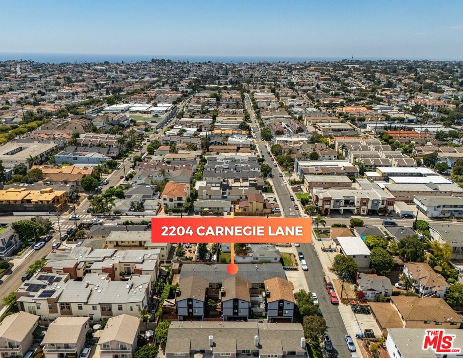 2204 Carnegie Lane