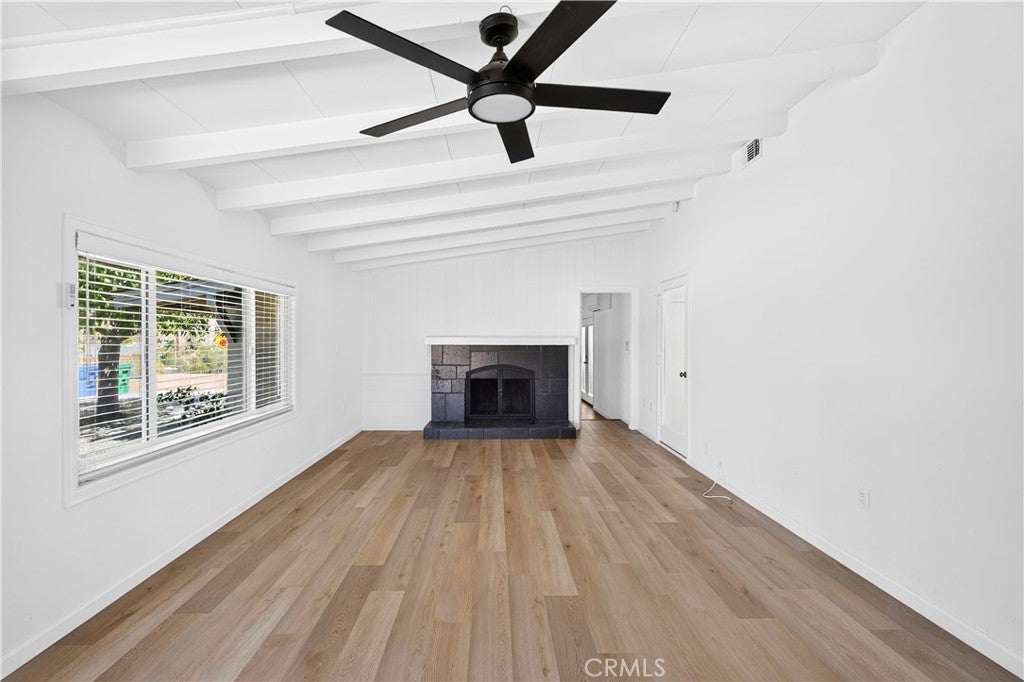 7405 Warren Vista