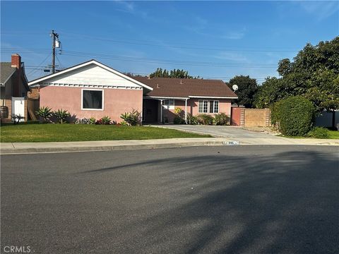 Photo of 8281 Guilders Dr, Huntington Beach, CA 92647 (MLS # OC25279862)