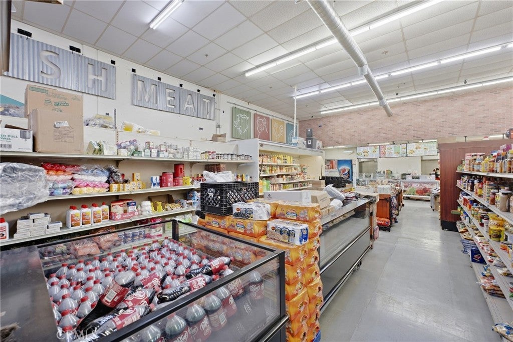 5125 JURUPA AVE A2