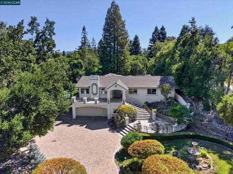 Photo of 891 Livorna Rd, Alamo, CA 94507 (MLS # 41145770)